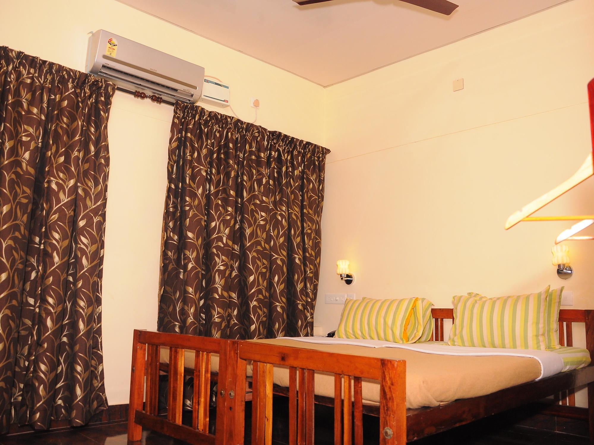 โรงแรมรอยัล เฮอริเทจ Thiruvananthapuram ภายนอก รูปภาพ
