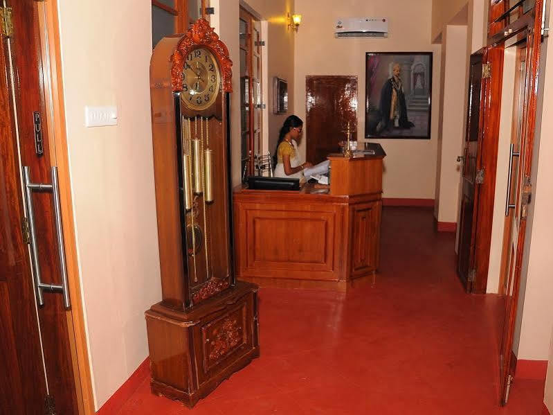 โรงแรมรอยัล เฮอริเทจ Thiruvananthapuram ภายนอก รูปภาพ